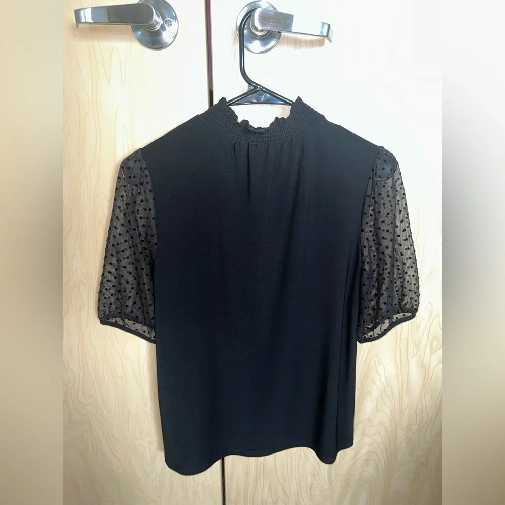 NWT Anne Klein Top